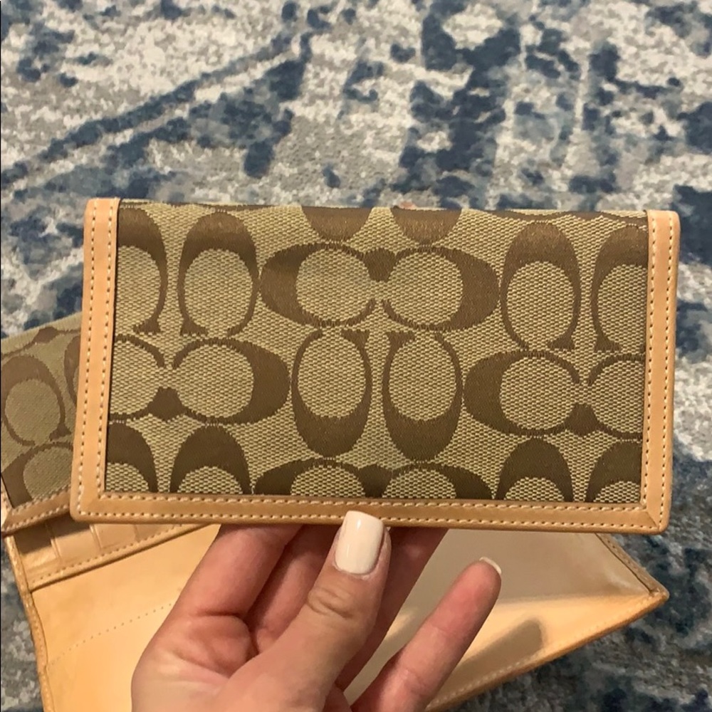 Coach wallet - Picture 3 of 8